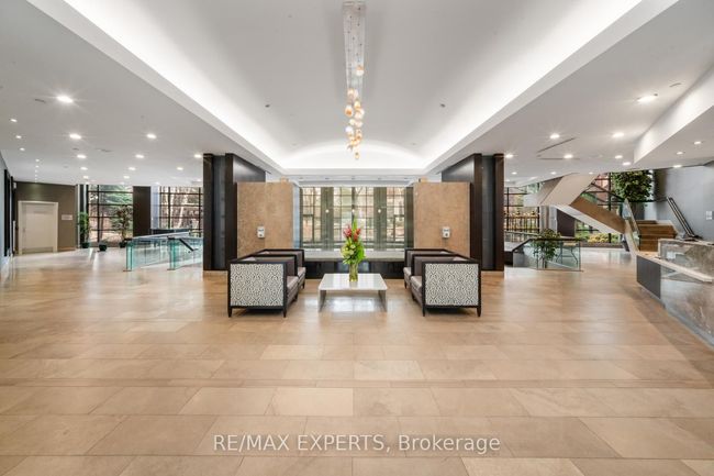 510 - 33 Sheppard Ave E, Condo with 2 bedrooms, 2 bathrooms and 1 parking in North York ON | Image 4