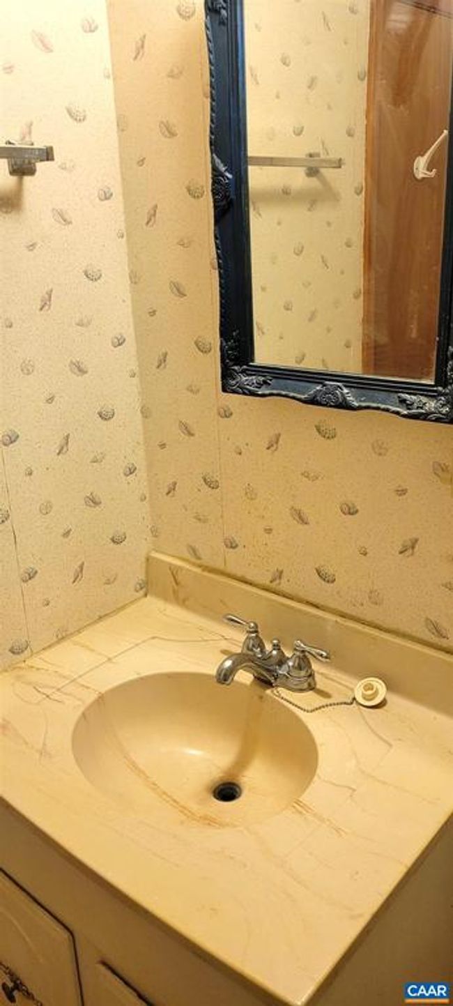 103 Piedmont Ave S, House other with 3 bedrooms, 1 bathrooms and null parking in CHARLOTTESVILLE VA | Image 24