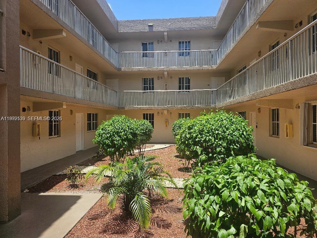 Residential Lease in Hialeah 2