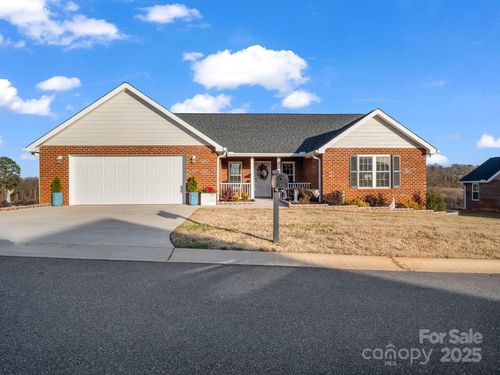 135 Central Park Cir, Spindale, NC, 28160 | Card Image