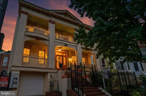 49 T St Nw, WASHINGTON, DC, 20001-1214 | Card Image
