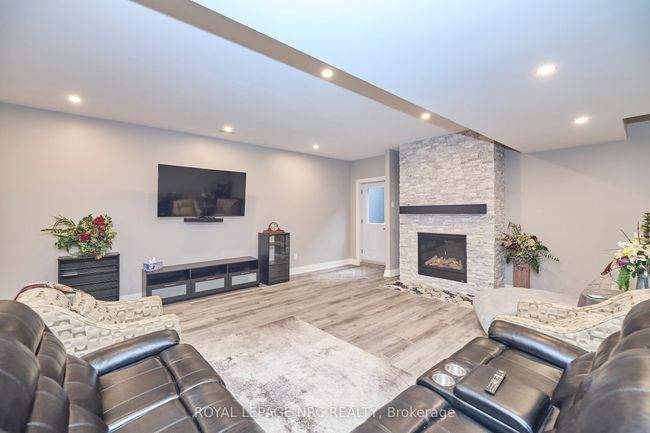 1174 Spears Rd, House other with 5 bedrooms, 3 bathrooms and 4 parking in Fort Erie ON | Image 26