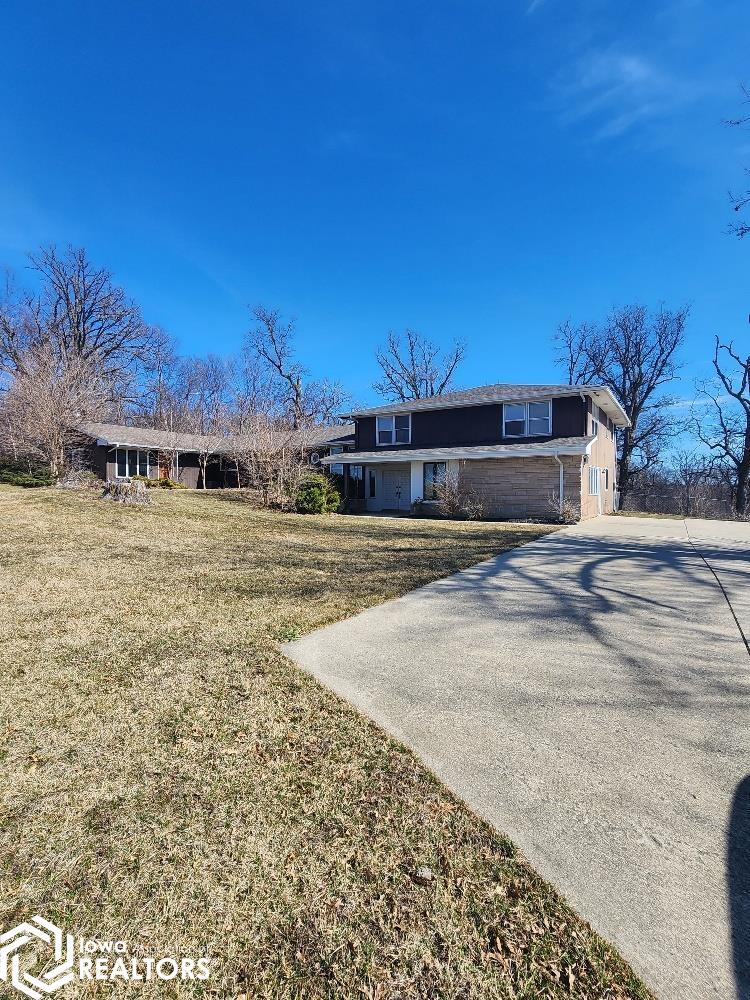Reed Ave, Marshalltown, IA 50158