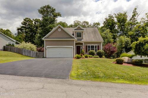 41 Glenview Dr, Scotia, NY, 12302-3220 | Card Image