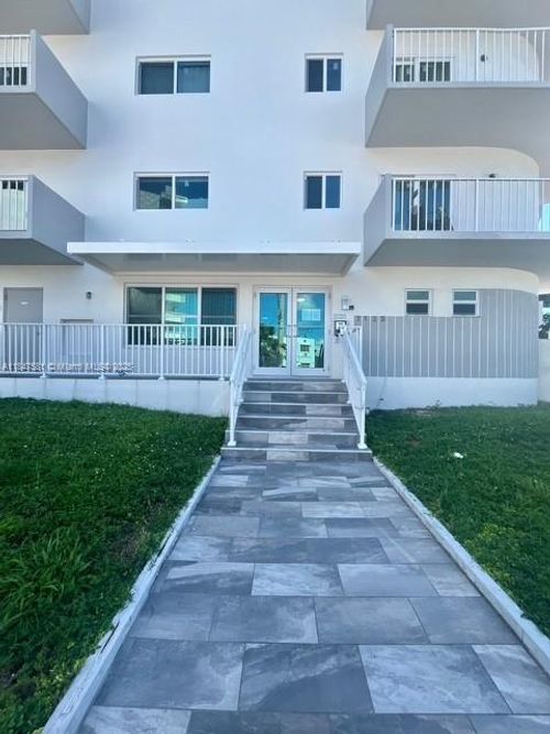 apt-202-7125 Bonita Dr, Miami Beach, FL, 33141-3006 | Card Image