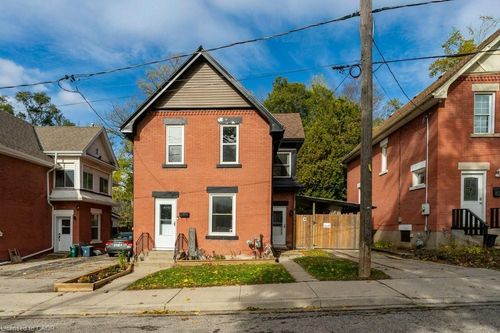 6 Glanville Ave, Brantford, ON, N3S2Y7 | Card Image