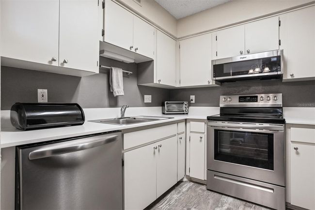 APT-112 - 2690 Coral Landings Blvd, Condo with 1 bedrooms, 1 bathrooms and null parking in PALM HARBOR FL | Image 10