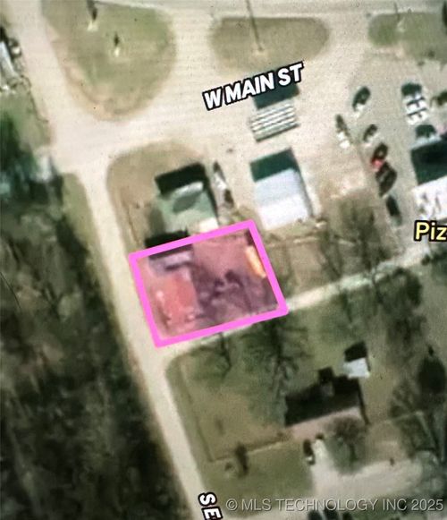 408 W Main St, Davis, OK, 73030-1701 | Card Image