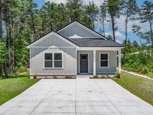 163 Georgia St, Carrabelle, FL, 32322-2101 | Card Image