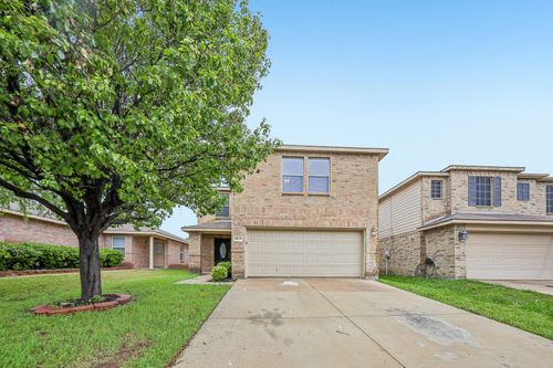 8820 Valley River Dr, Fort Worth, TX, 76244-5169 | Card Image