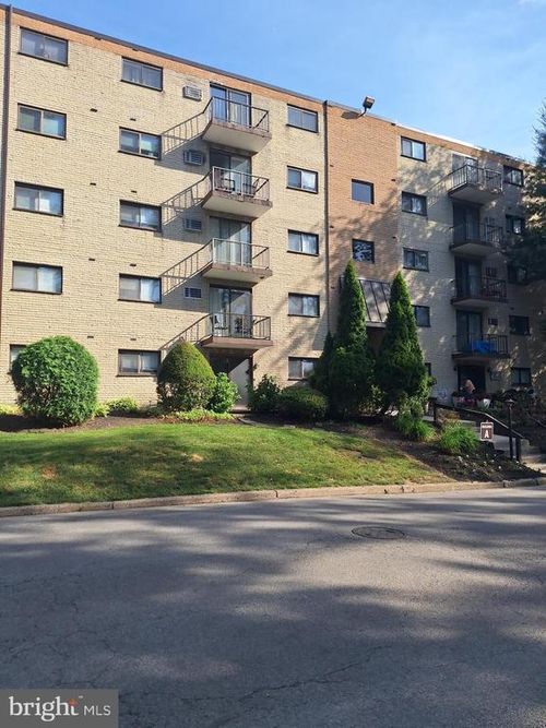 34-400 Glendale Rd, HAVERTOWN, PA, 19083-3111 | Card Image
