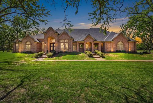 7405 Fox Fire Ct, Granbury, TX, 76049-4735 | Card Image