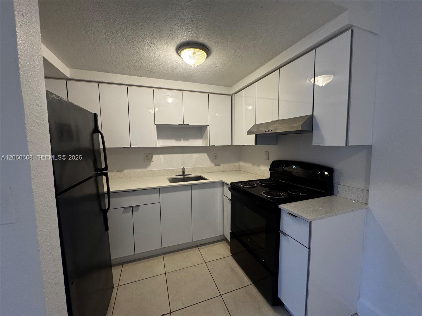 Residential Lease in North Miami 4