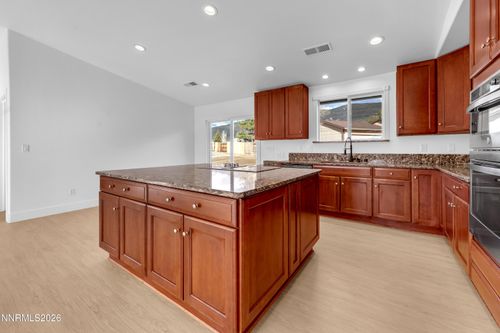 3825 Dyal Ct, Reno, NV, 89508-8800 | Card Image