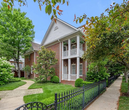 517 Lawrence St, Lexington, KY, 40508-2907 | Card Image