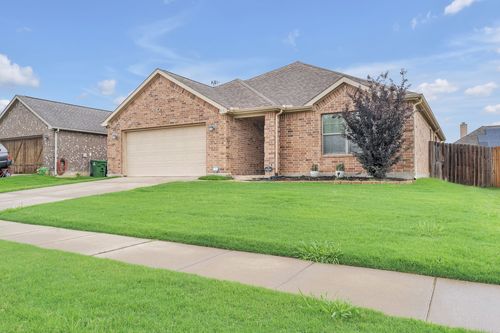 316 Valley Dr, Aubrey, TX, 76227-6288 | Card Image