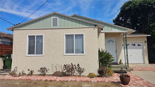 1064 W 31st St, San Pedro, CA, 90731-6102 | Card Image