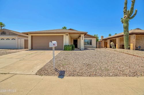 8683 E Fillmore St, Scottsdale, AZ, 85257-4522 | Card Image
