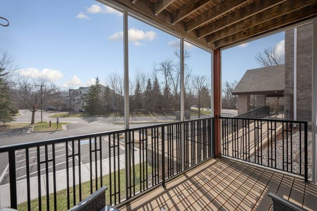 eNEnjoy your morning coffee with the sunrises in the easterly facing screened porch | Image 6