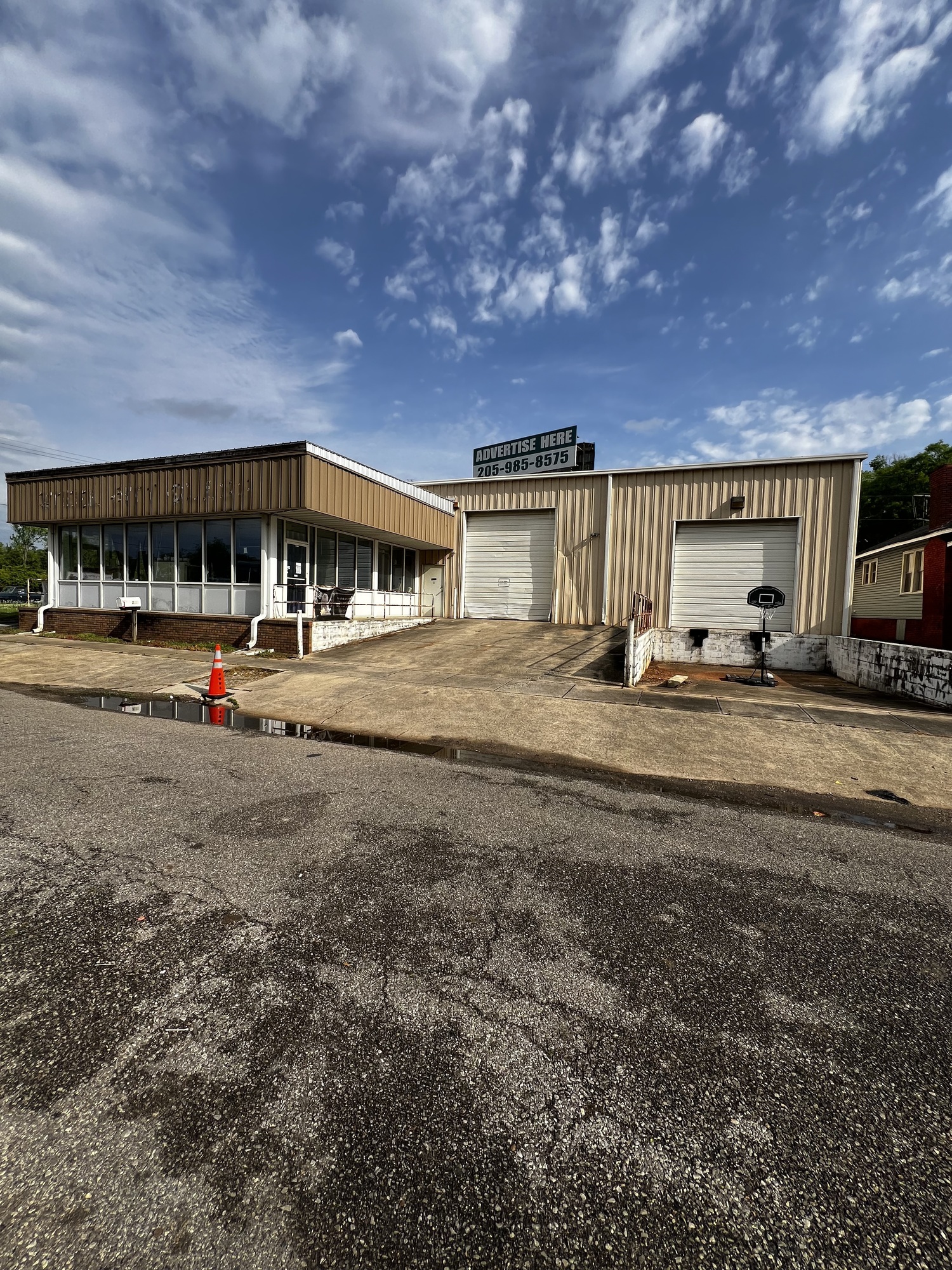 208 49Th St, Fairfield, AL 35064