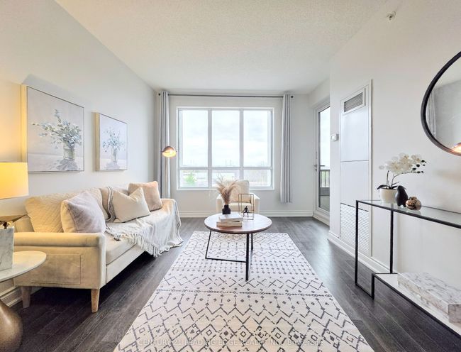 510 - 38 Cedarland Dr, Condo with 2 bedrooms, 2 bathrooms and 1 parking in Markham ON | Image 4