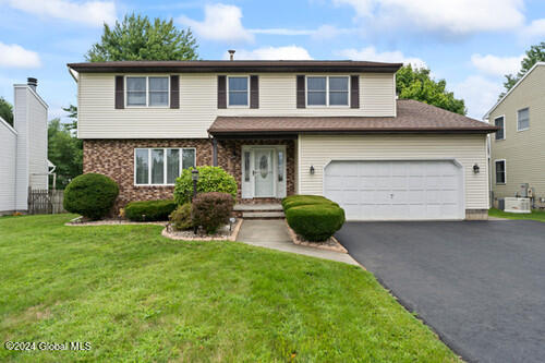Berkshire Dr, Albany, NY 12205