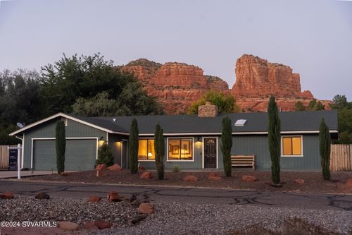 60 Gunsight Hills Dr, Sedona, AZ, 86351-7611 | Card Image