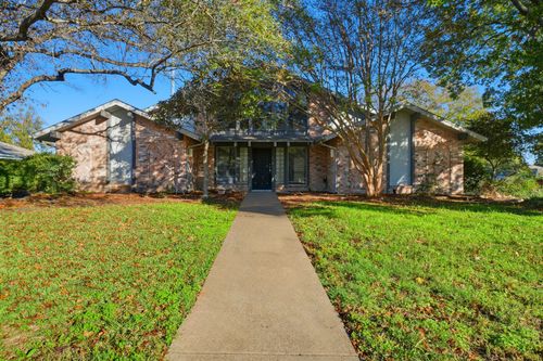 313 Santa Fe Trl, Waxahachie, TX, 75165-1522 | Card Image