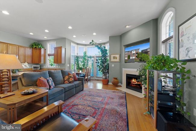 19070 Arroyo Ter, Townhouse with 4 bedrooms, 5 bathrooms and null parking in Lansdowne VA | Image 26