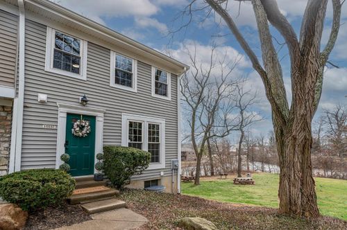 10802 Lakehurst Ct, Cincinnati, OH, 45242 | Card Image