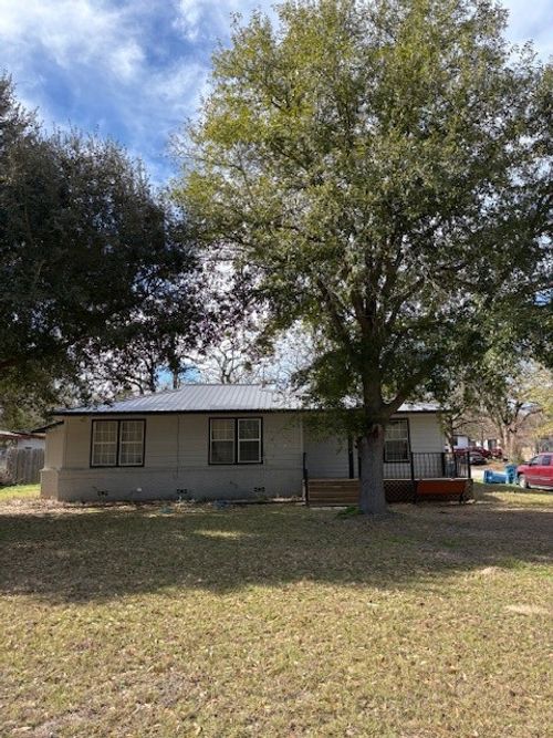 401 Reynolds Rd, Athens, TX, 75751-3127 | Card Image