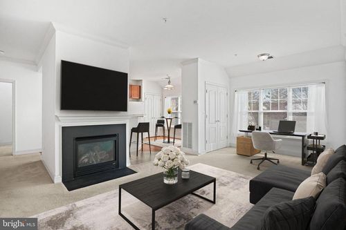 h304-2150 Troon Overlook, WOODSTOCK, MD, 21163-1455 | Card Image