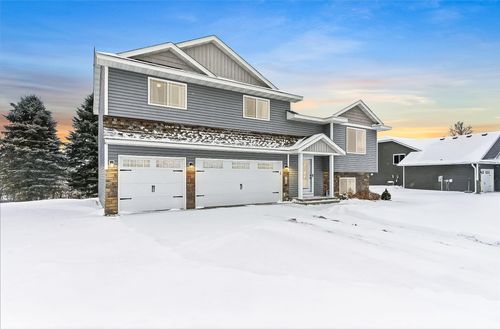780 S Rush Creek Ln, Rush City, MN, 55069-7001 | Card Image