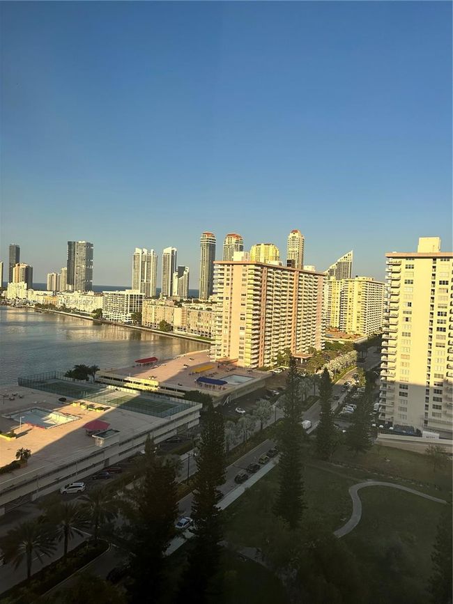 APT-1910 - 290 174 Th St, Condo with 2 bedrooms, 2 bathrooms and null parking in Sunny Isles Beach FL | Image 22