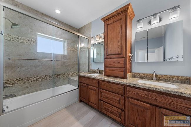 1013 Tarpon Ave, House other with 5 bedrooms, 4 bathrooms and null parking in Port Isabel TX | Image 30