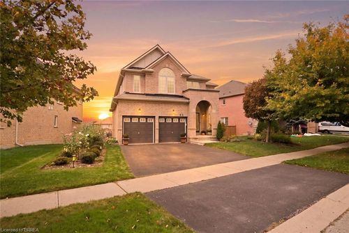 42 Stephenson Rd, Brantford, ON, N3S0B2 | Card Image