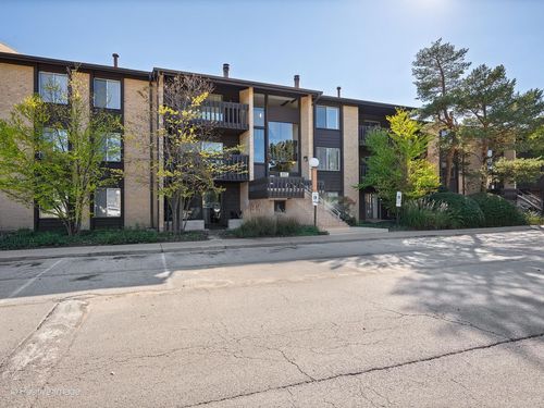302-6177 Knoll Wood Rd, Willowbrook, IL, 60527-2080 | Card Image