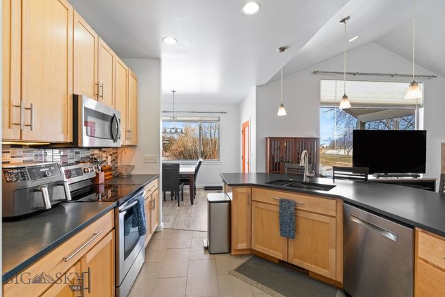 2465 Lasso Ave, House other with 3 bedrooms, 2 bathrooms and null parking in Bozeman MT | Image 17