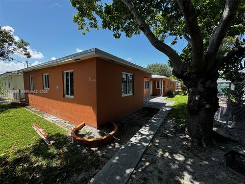 a-2063 Ne 167th St, North Miami Beach, FL, 33162-3213 | Card Image