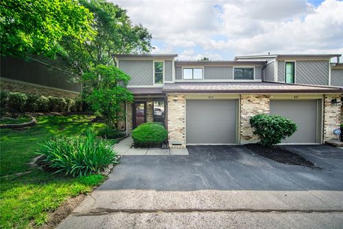 665 Hidden Valley Ct, Fairborn, OH, 45324-6426 | Card Image
