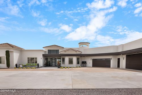 8176 Constitution Road, Las Cruces, NM, 88007 | Card Image