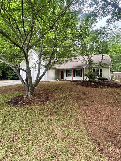 1135 Burning Bush Dr, Loganville, GA, 30052-2771 | Card Image