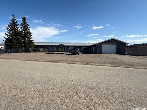 310 Husky Ave, Air Ronge, SK, S0J3G0 | Card Image