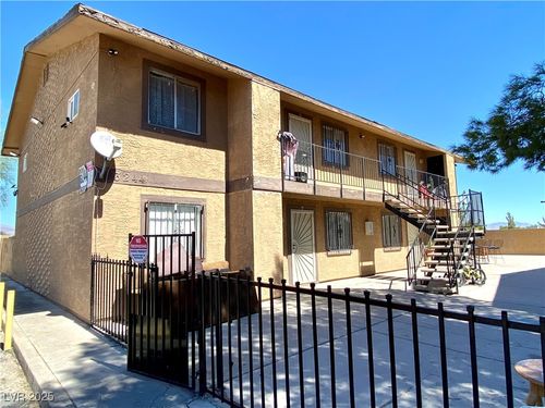 3244 Figler Ct, North Las Vegas, NV, 89030-0190 | Card Image