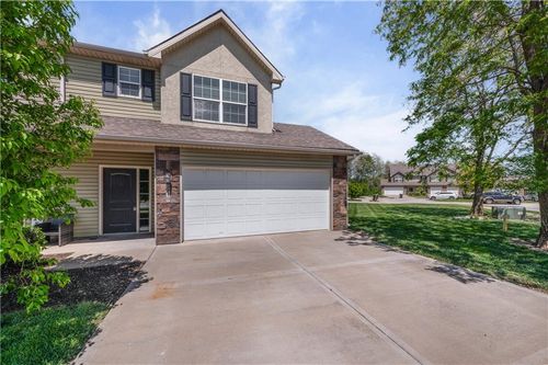 3850 Nw 94th St, Kansas City, MO, 64154-7801 | Card Image