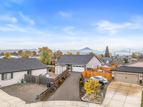 3228 Ramie Ln, White City, OR, 97503-1714 | Card Image