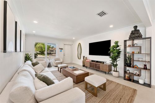 45 Palermo Ave, Coral Gables, FL, 33134-6907 | Card Image