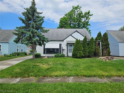 26851 Zeman Ave, Euclid, OH, 44132-2052 | Card Image