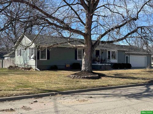 108 S 9th St, Tekamah, NE, 68061-1487 | Card Image