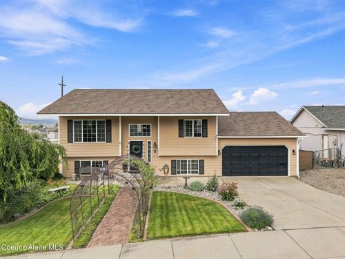 460 W Bridle Ln, Post Falls, ID, 83854-6601 | Card Image